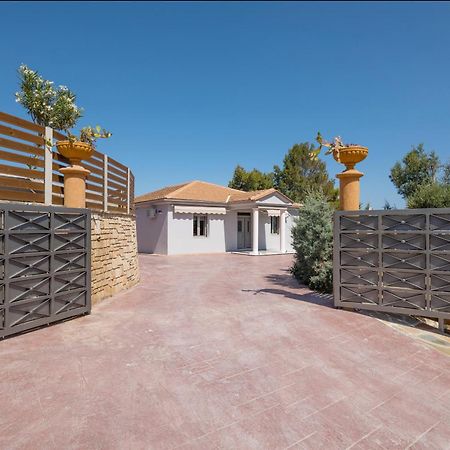 Lithakia  Villa Annaset מראה חיצוני תמונה
